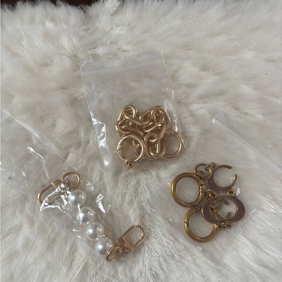 Accessories - Gold and Pearl Bag Extenders